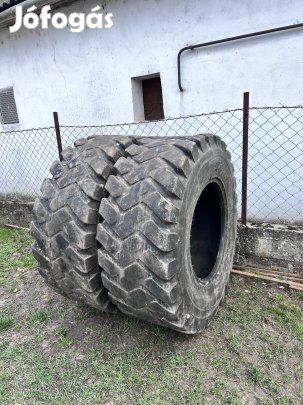 460/70R24-es rakogógép gumi párban eladó