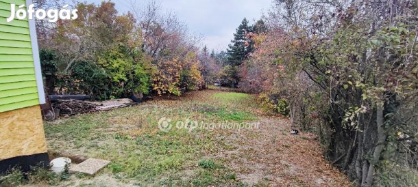 468 nm-es telek eladó Balatonfűzfő