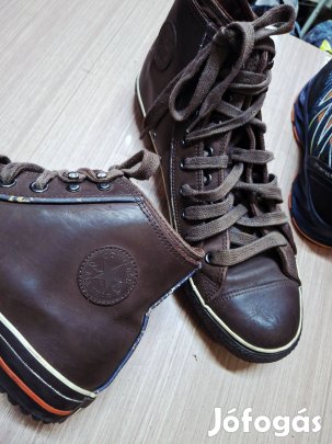 46,5-es férfi magasszárú bőrcipő