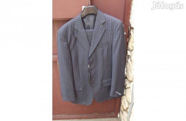 46-os férfi öltöny nem volt használva
