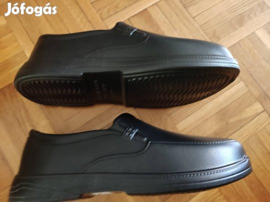 46-os új férfi cipő eladó