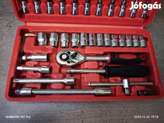 46db-os racsnis szerszám készlet