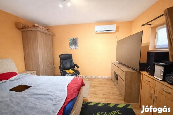 47 nm-es ház eladó Dunaharaszti