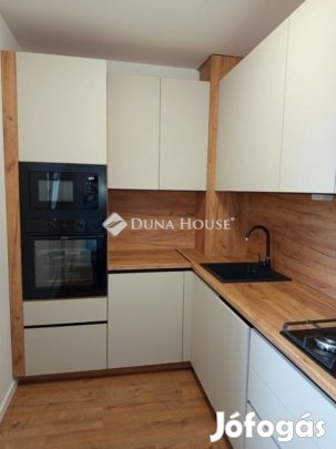 47 nm-es lakás eladó Pécs