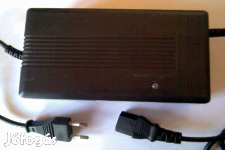 48V-os ólom akkumulátor töltő, 20Ah-s akkuhoz, 3 pólusú