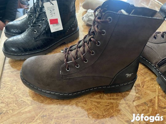 48-as Mustang bakancs