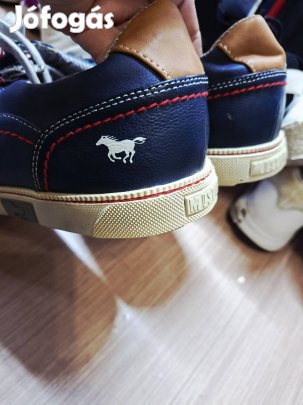 48-as Új Mustang ferfi tavaszi cipő