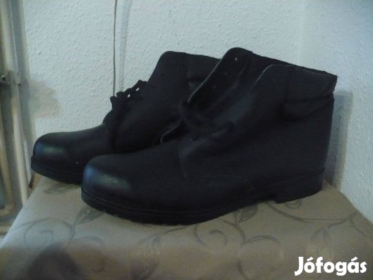 48 bakancs eladó