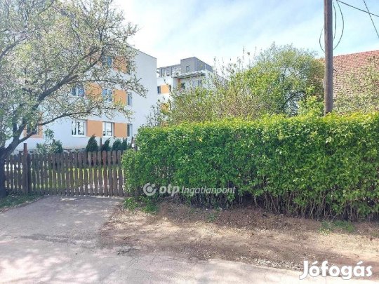 48 nm-es lakás eladó Pécs