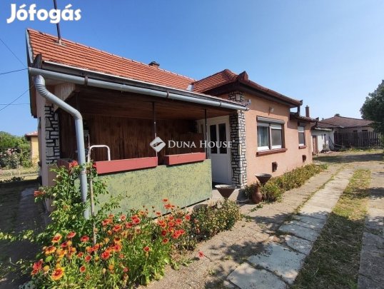 49 nm-es ház eladó Gárdony