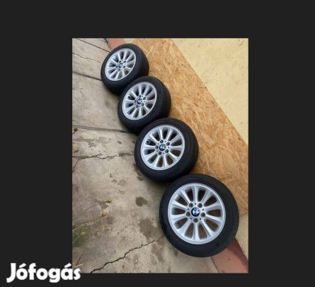 4DB BMW 16 Gyári felni Hankook 195/55/16 Nyári gumival