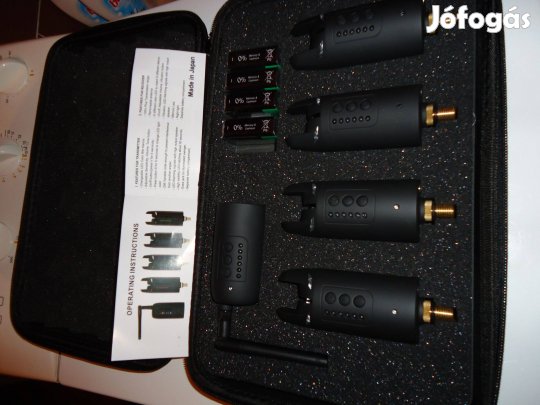 4+1-es modern dizájnú,6 féle cserélhető led színű digitális kapásjelző