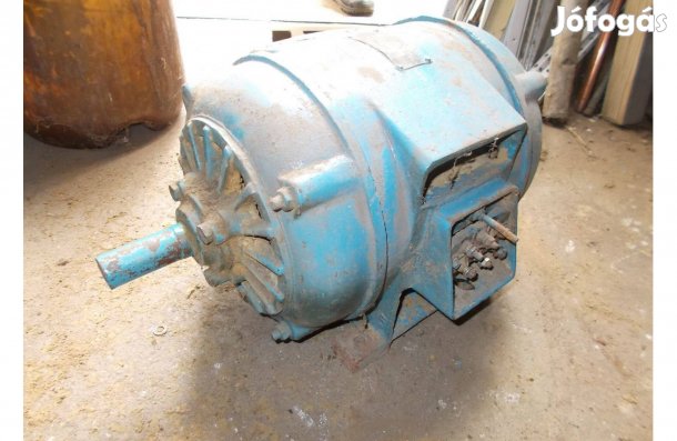 4,4 Kw Villanymotor 380V 2850 / min prm Talpas rögzítés