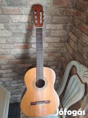 4/4 spanyol gitár eladó