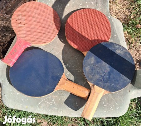 4 darab Retro pingpong ütő és háló