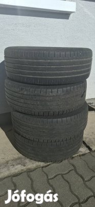 4 db Continental 215/55 r17 v nyári gumi