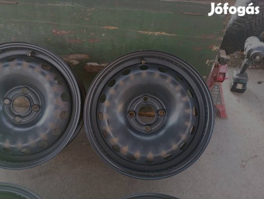 4 db Fiat Grande Punto Opel acélfelni 4x100 6x15 ET43 kf: 56,6 mm
