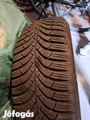 4 db Hankook Winter i*cept RS2 185/65 R15 88T téli gumi acélfelnivel