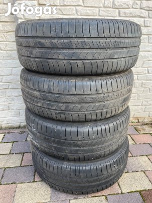 4 db Michelin Energy Saver 215/60 R16 nyári gumi
