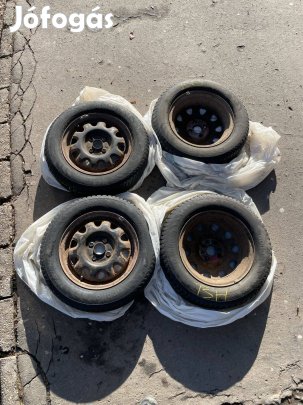 4 db Suzuki wagonr+ Apollo téli gumi + vas felni (165/70 R14)