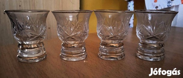 4 db.-os Daum Sorcy mintájú francia kristály likőrös készlet