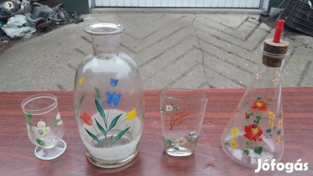 4 db antik kézzel festett üveg disztárgy egyben váza pohár stb