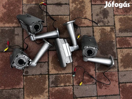 4 db masszív, kültéri éjjellátó biztonsági kamera szett