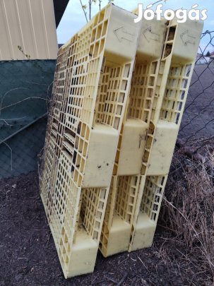 4 db műanyag raklap eladó