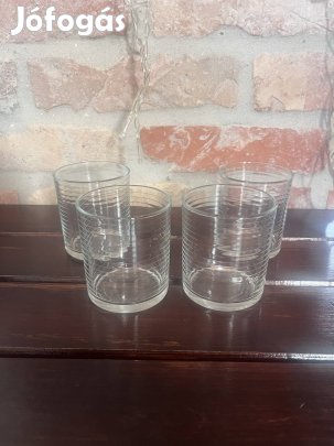 4 db-os pohárszett