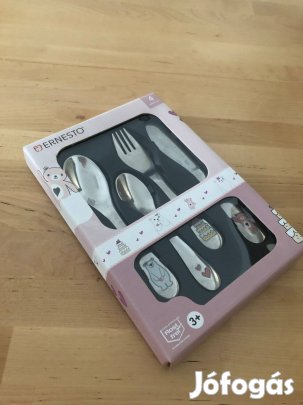 4 db-os rozsdamentes acél kisgyermek kés, kanál, villa dobozban