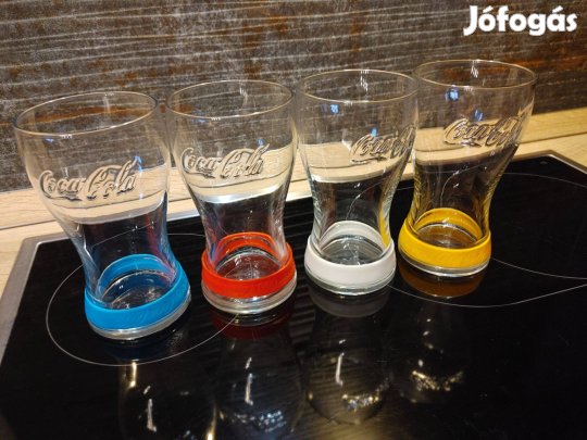 4 db régi de makulátlan állapotú ritka poharak alul gumi karikával