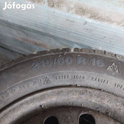 4 db tél gumi plusz lemezfelni 215/60 R 16