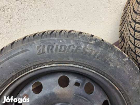 4 db téligumi acélfelnivel, 185/60 R15