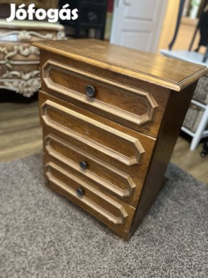 4 fiókos komód eladó38x58/77 bp.17 ker