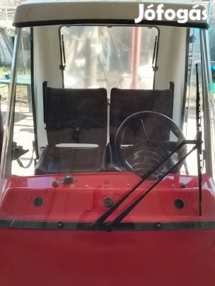 4 kerekű fedett kabinos elektromos Graf Carello, 2 személyes