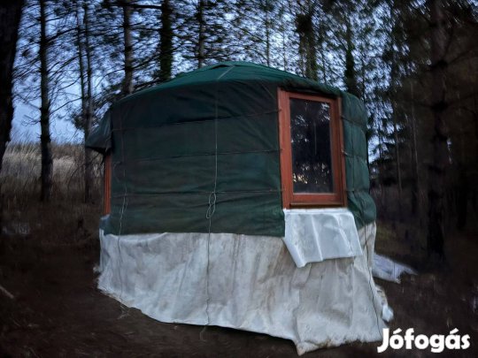 4 méteres Adorján jurta eladó, jó állapotban