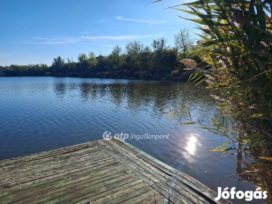4 nm-es telek eladó Békés