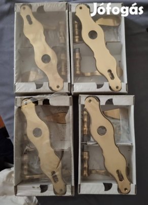 4 pár rézkilincs zárpajzssal