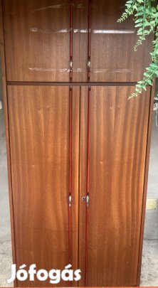 4 részes cseresznye színű pakolós szekrénysor 