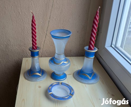 4 részes dísz 2 gyertyatartó, 1 váza 1 hamutartó