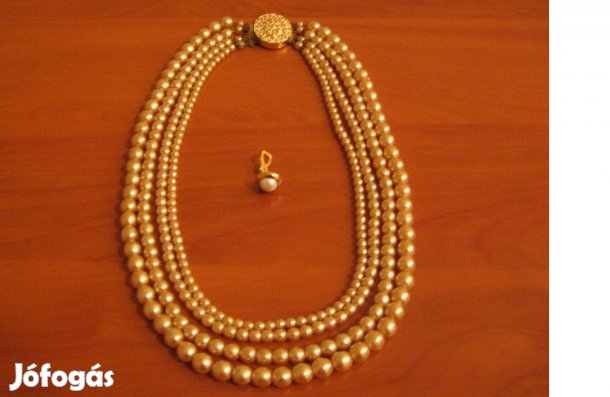 4-soros gyöngynyaklánc és fülklipsz