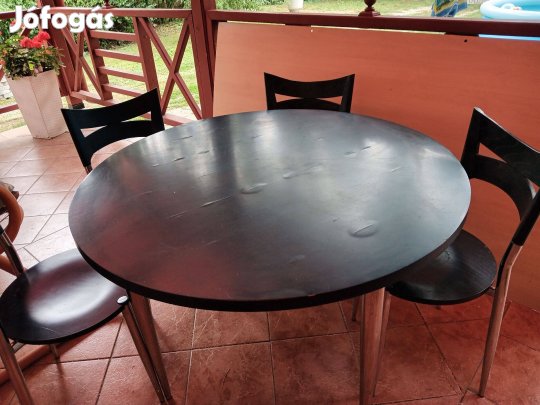 4 személyes étkező garnitúra