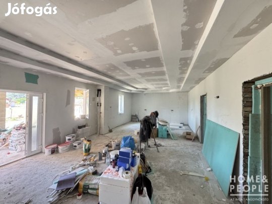 4 szobás családi ház eladó Szatymazon!