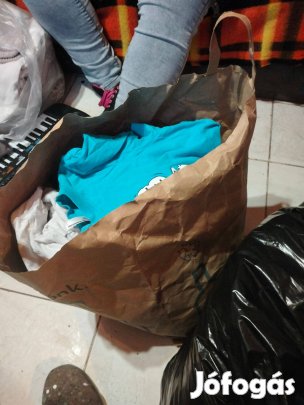 4 zsák gyerek ruha egyben eladó