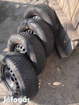 4db 195/65R15 Dunlop 5x112 acélfelnin