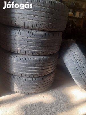 4db 215 55 17 nyári gumi Continental