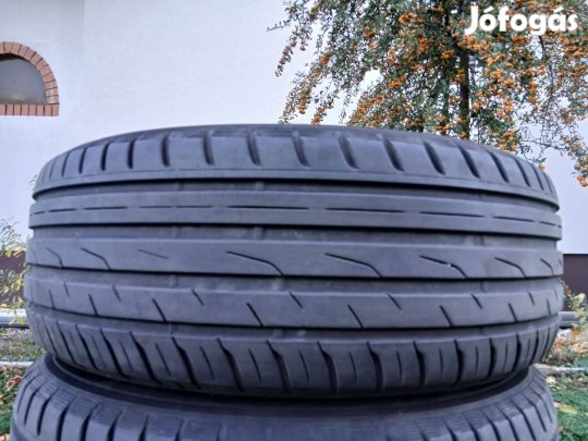 4db 225/60 R17 Toyo nyári gumi 225/60R17 17
