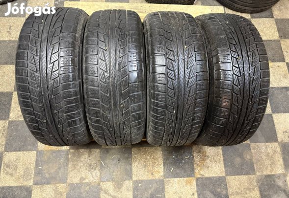 4db 235/60 R16 Nankang Snow SW-2 téli gumi