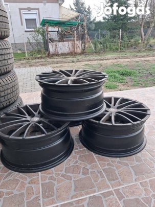 4db Aluett márkájú alufelni R16