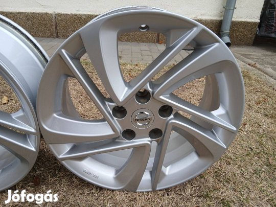 4db Nissan Qashqai Leaf Juke X-Trail Pulsar alufelni felni 17" 5x114.3